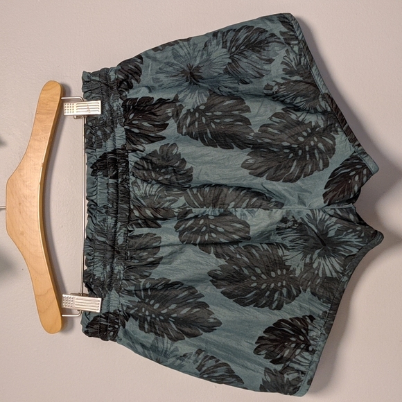 Aerie Running Shorts - Picture 4 of 4